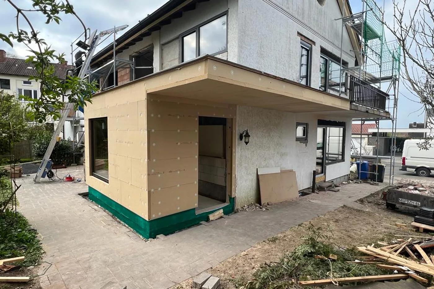 Holzanbau an Wohnhaus durch Holzbau Oberlerchner in Gelnhausen